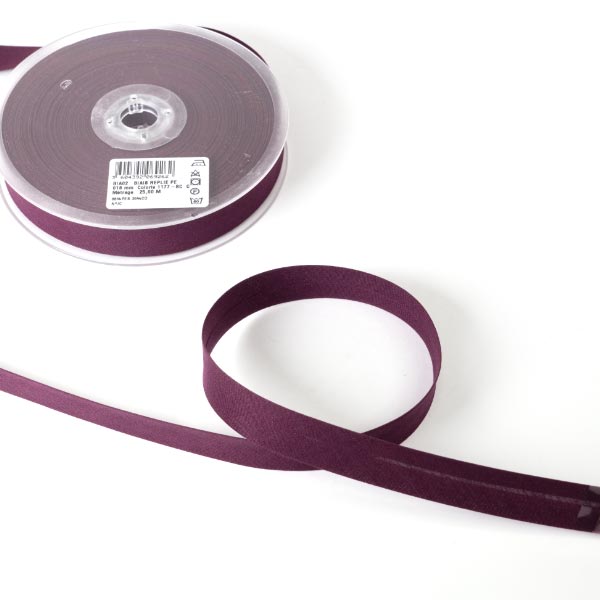 18MM CENTRE FOLD POLYCOTTON BIAS 25M 1177 Burgundy