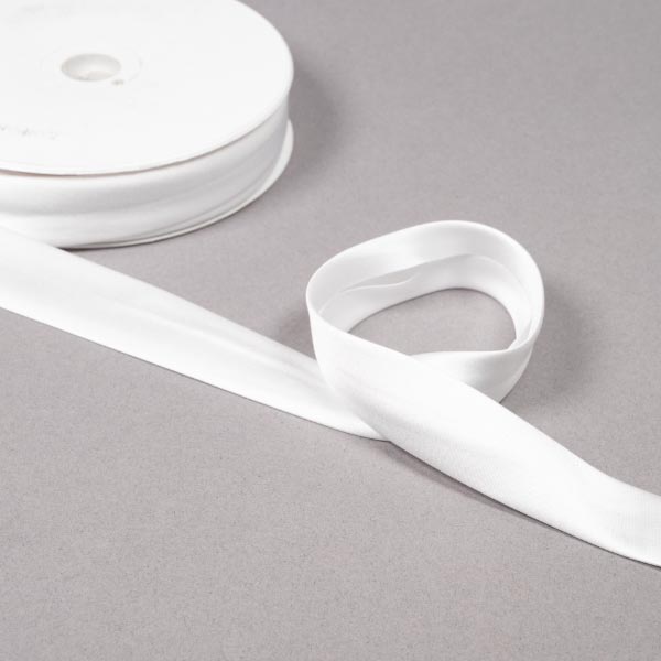 20mm Satin Look Stretch Bias reel of 20mts 1483 White