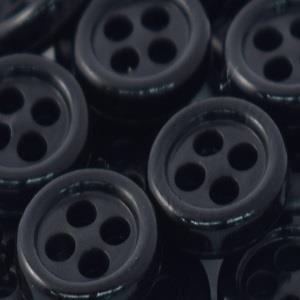 S ROUND RAISED EDGE 4 HOLE 9MM BLACK (40) 170516