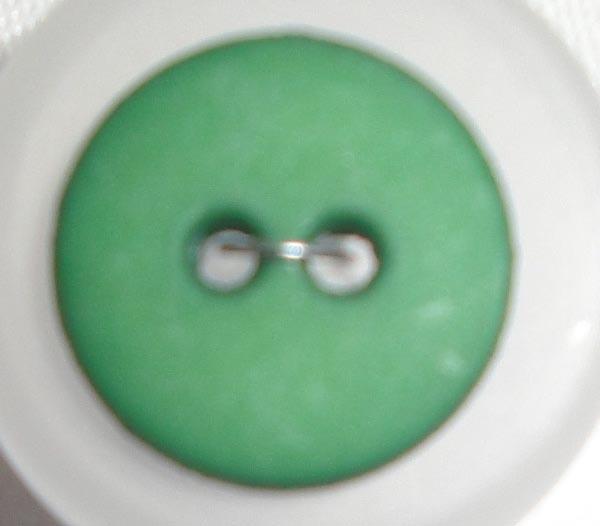 S ROUND 2 HOLE 13MM GREEN (24) 179015