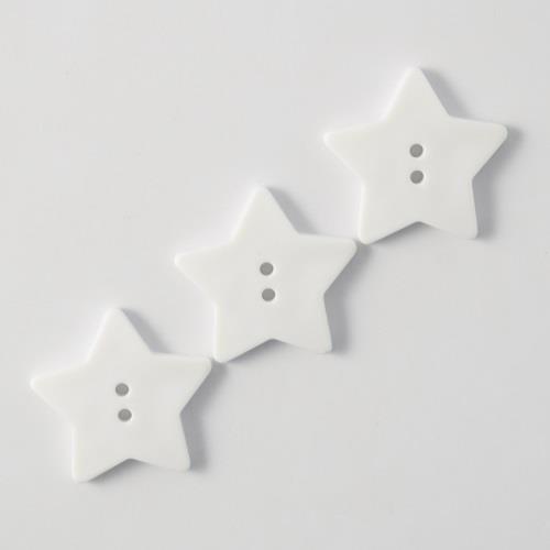 S QUILTING STAR 2 HOLE 28MM WHITE (12) 289026