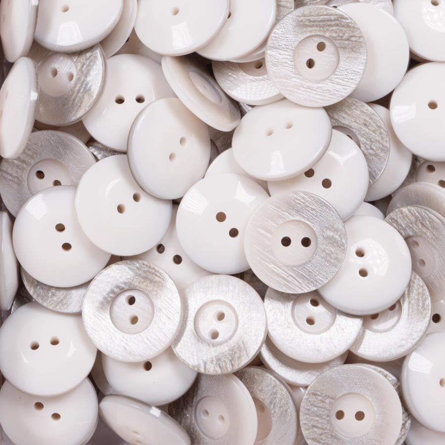 23MM 2 HOLE DIMPLED CENTRE 50PCS 32401