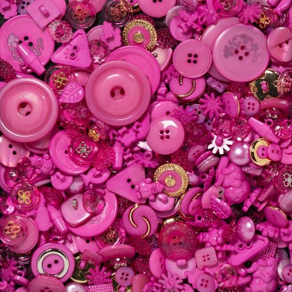 250G 10 FUCHSIA ASSORTED BUTTONS 10