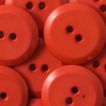16MM 2 HOLE MATT TOP - 50PCS 30