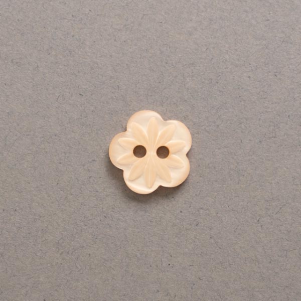 2 HOLE FLOWER CURVED EDGES 50PCS 49