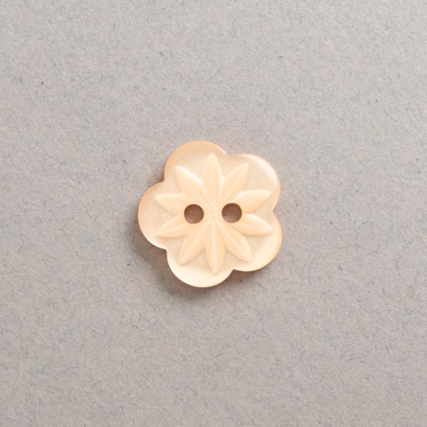 2 HOLE FLOWER CURVED EDGES 50PCS 49