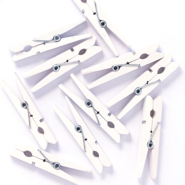 WOODEN PEGS WHITE 10PCS