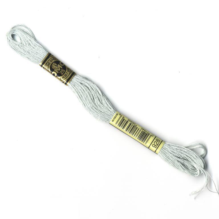 MOULINE EMBROIDERY THREAD 928