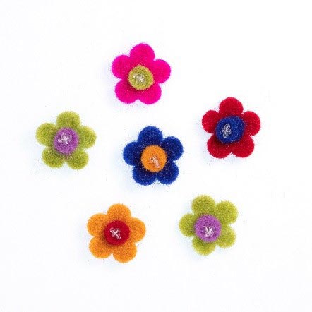 FELT 2.5CM FLOWER WITH CIRCLE & BDS 6PCS BRIGHT 2