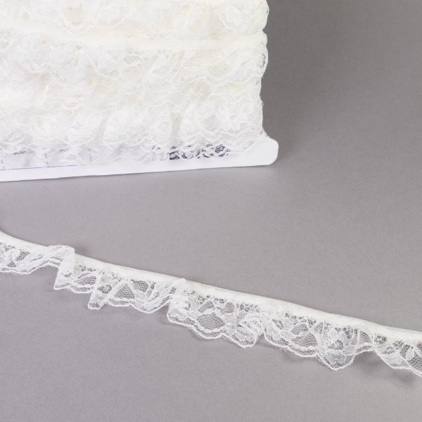 30MM FRILLED LACE IVORY