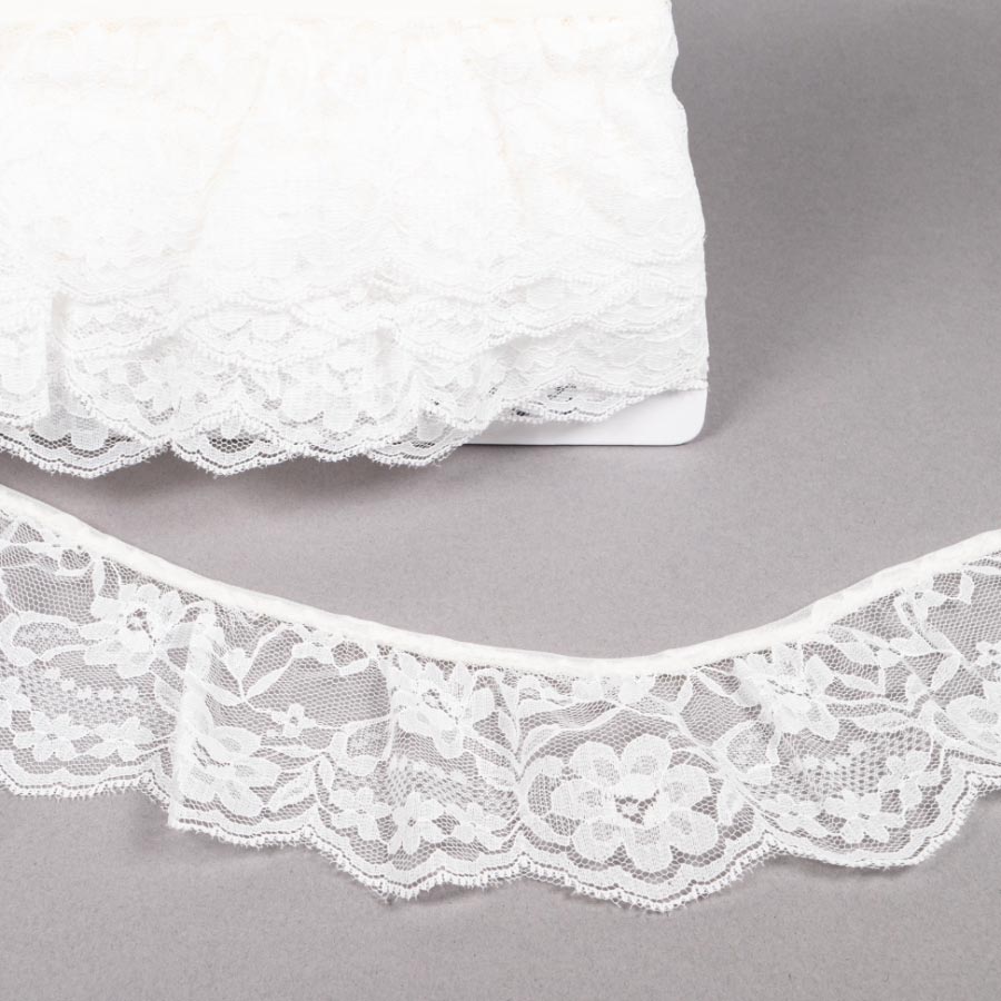30MM FRILLED LACE IVORY