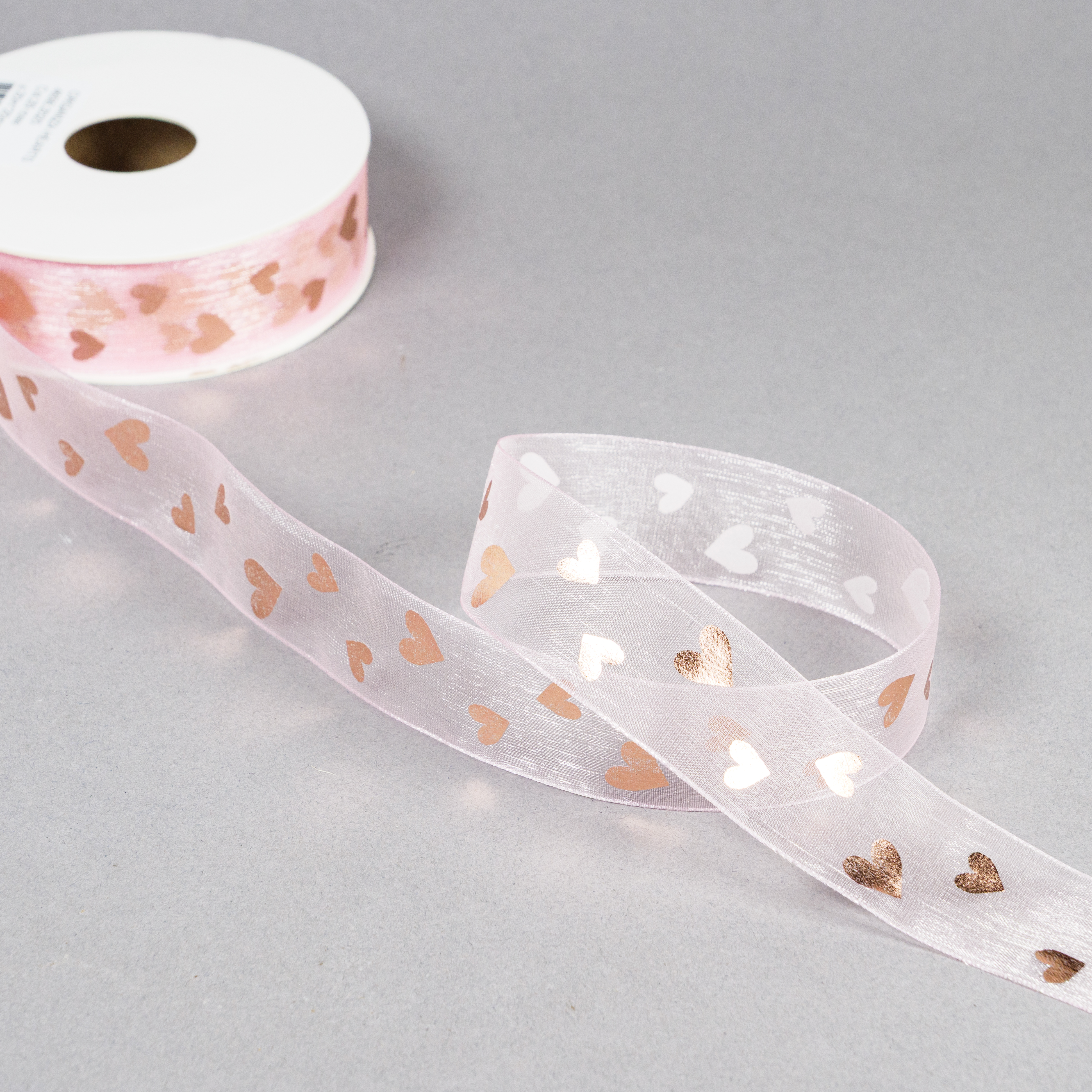 25MM ORGANZA HEARTS 20M 29