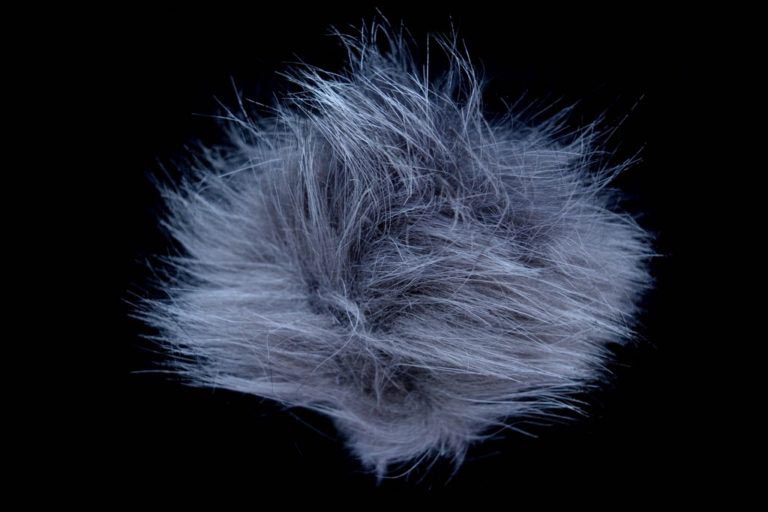 120MM POMPOM FAUX FUR 26