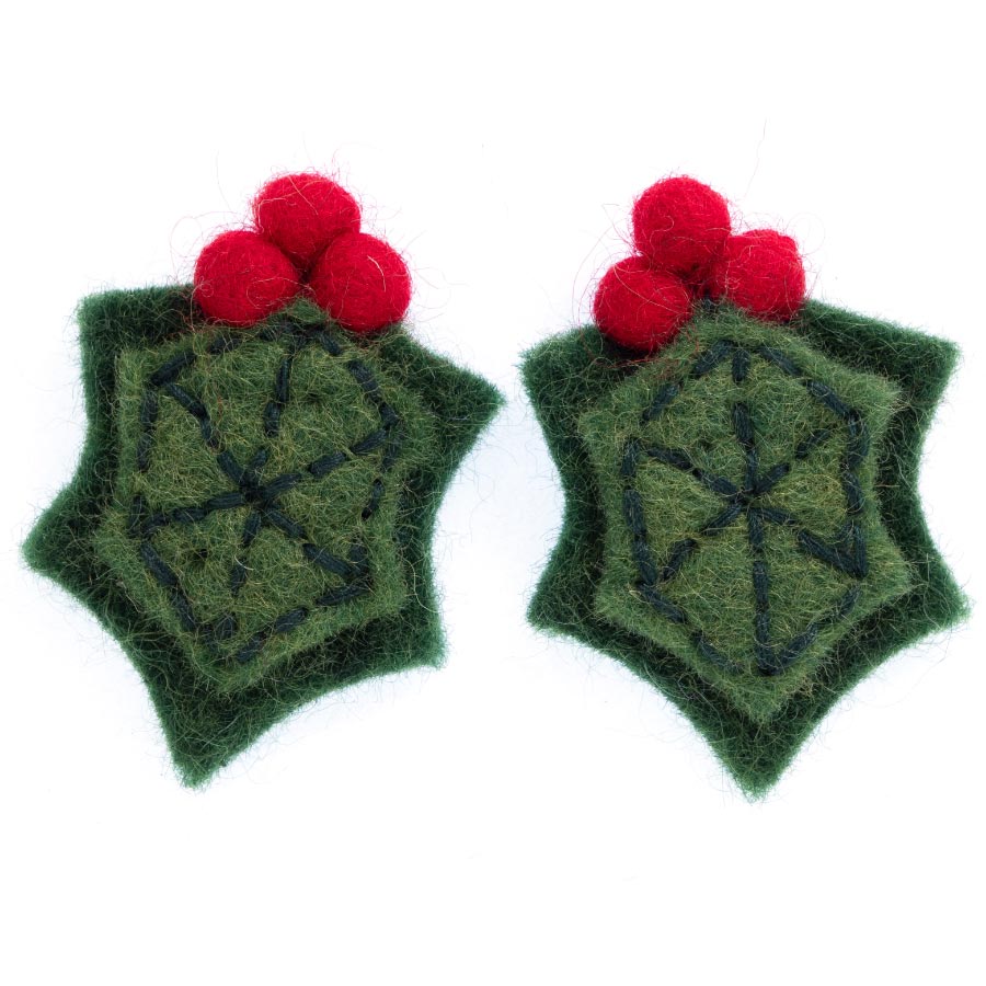 FELT HOLLY LEAVES 4CM X 5.5CM PK OF 2