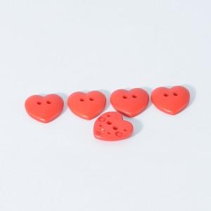 S HEART 2 HOLE 15MM RED (24) 219046