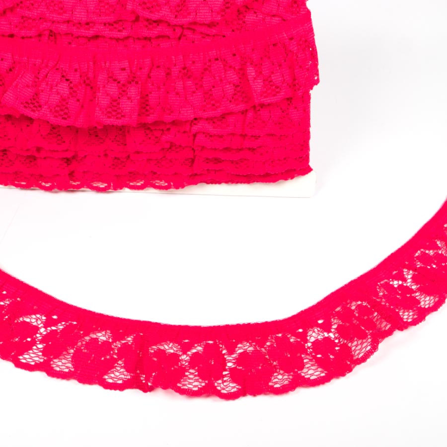 38mm Frilled Lace - 25mts CERISE